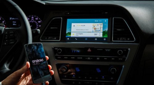  Android Auto  Apple CarPlay  